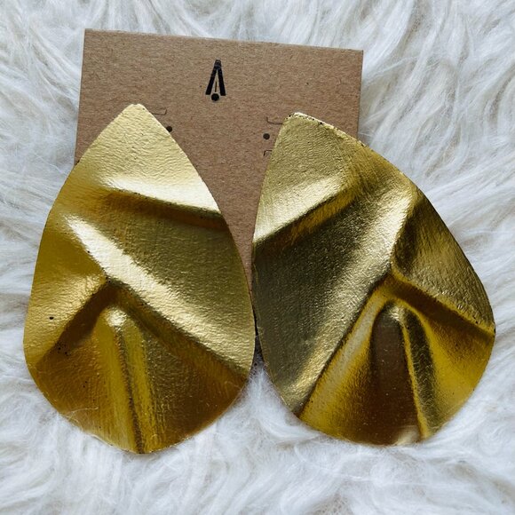 Andrea Iyamah Oni Earrings - Picture 4 of 6